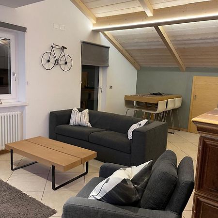 Mansarda Ciliegio Cavalese Apartment ภายนอก รูปภาพ